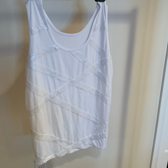 BOSTON PROPER woman white tank top with embellishments on front Sz. XL - Picture 1 of 5